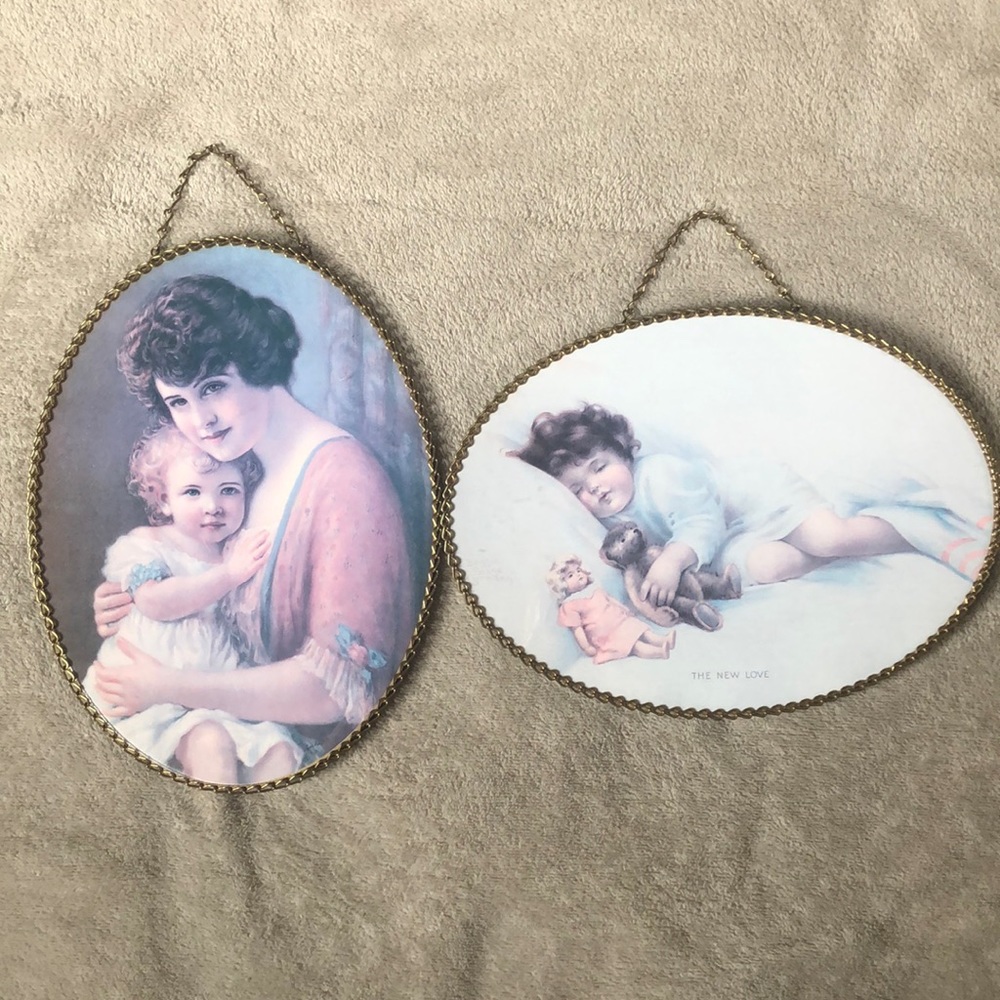 Vintage Oval Chain Framed Bessie Pease Gutmann Prints